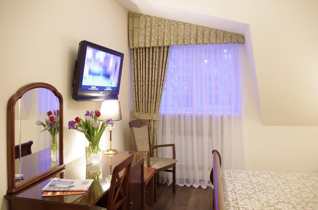 Evropeyskiy Krementchouk Chambre photo